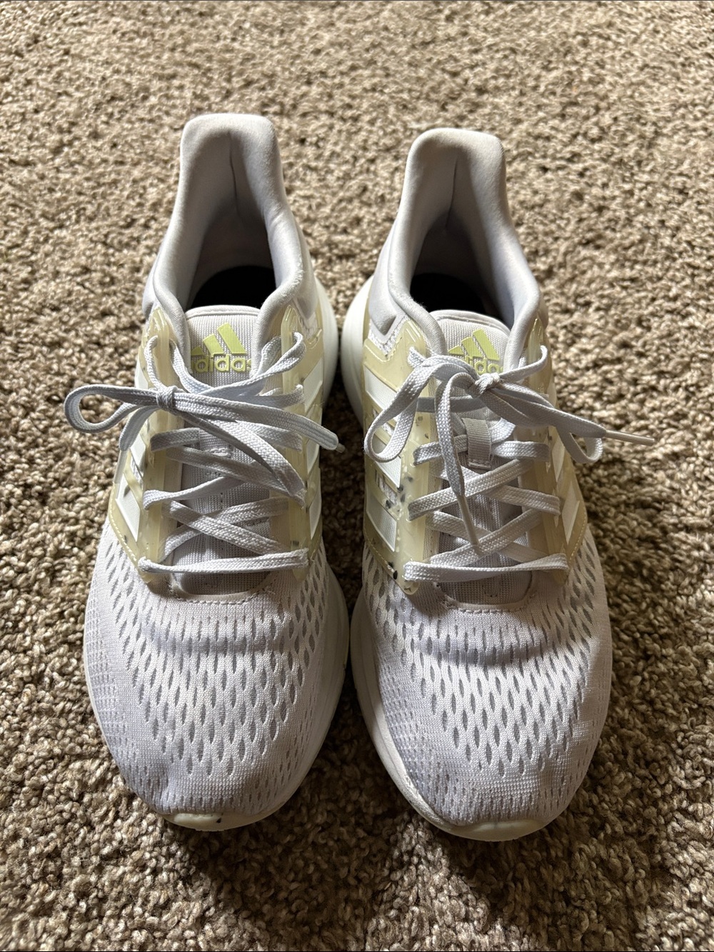 Adidas Size 8 Women's White Sneakers